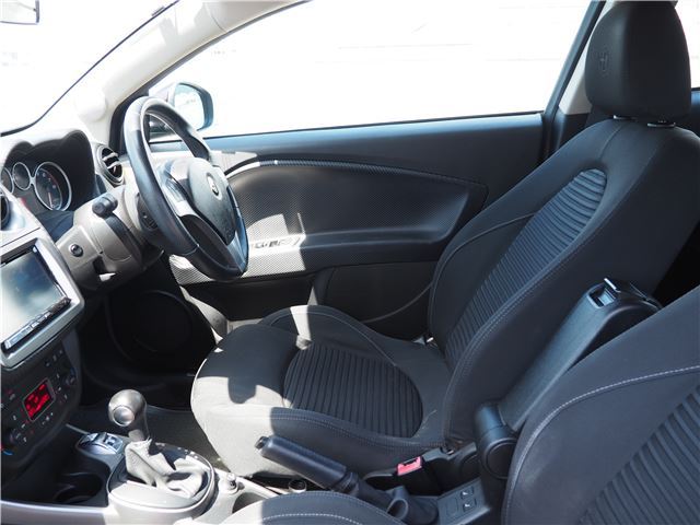 2012 ALFA Romeo MITO — миниатюра 11