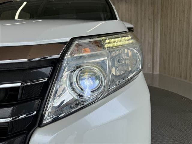 صورة مصغرة 15 لـ 2016 Toyota NOAH