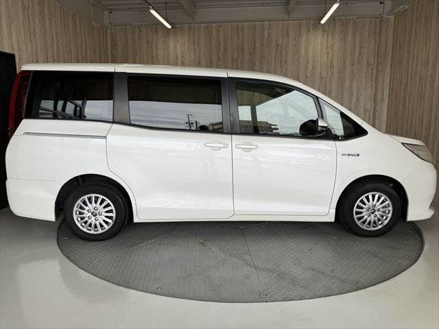 صورة مصغرة 20 لـ 2016 Toyota NOAH