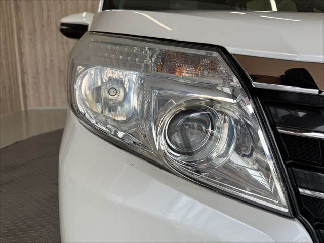 صورة مصغرة 27 لـ 2016 Toyota NOAH