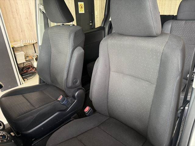 صورة مصغرة 38 لـ 2016 Toyota NOAH