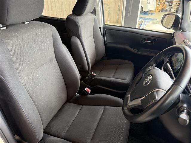 صورة مصغرة 10 لـ 2016 Toyota NOAH