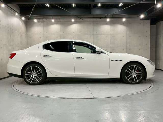 2015 Maserati GHIBLI 照片 2