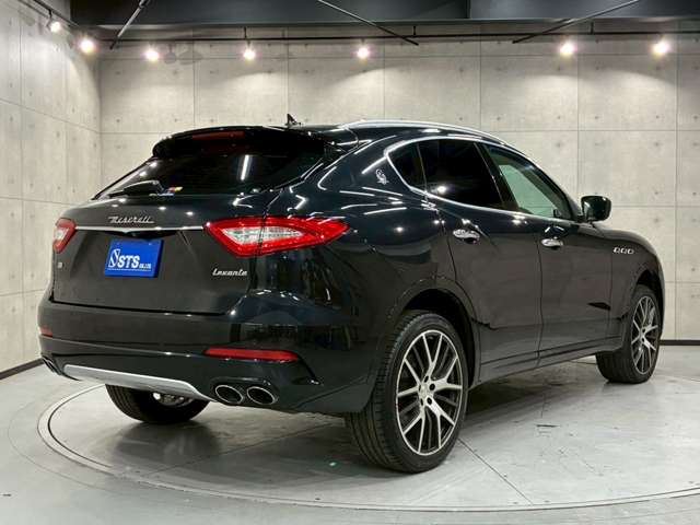 2017 Maserati LEVANTE 照片 3