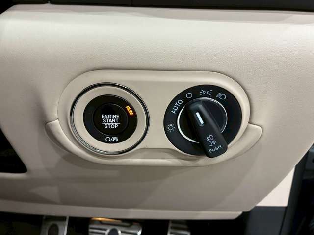 2017 Maserati LEVANTE 缩略图 28