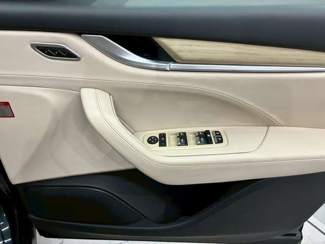 2017 Maserati LEVANTE 缩略图 29