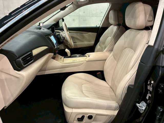 2017 Maserati LEVANTE 缩略图 54