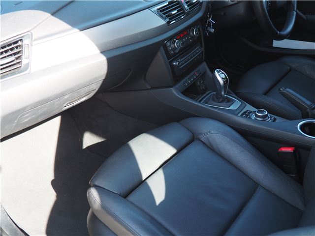 صورة مصغرة 21 لـ 2014 BMW X1