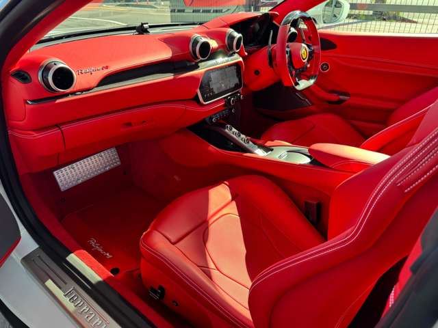 صورة مصغرة 30 لـ 2023 Ferrari PORTOFINO M