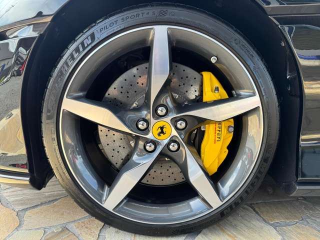 2023 Ferrari PORTOFINO M — миниатюра 34