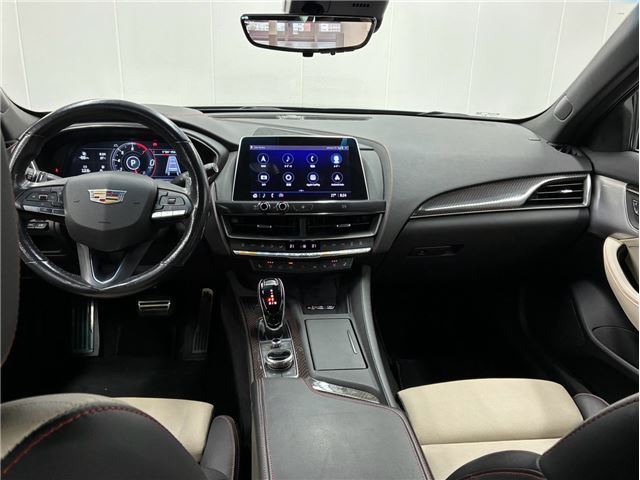 صورة 2 لـ 2021 Cadillac CT5