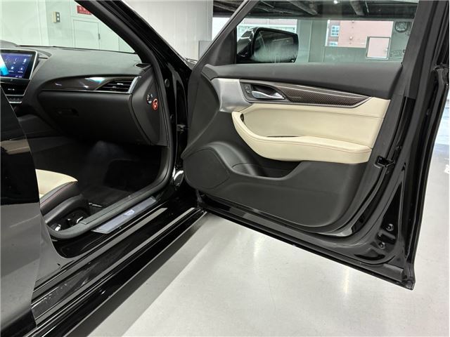 صورة مصغرة 37 لـ 2021 Cadillac CT5