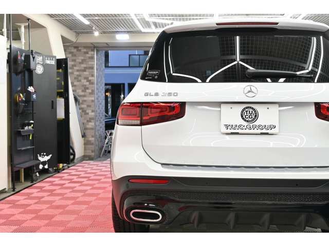 2015 Mercedes-BENZ GLB — миниатюра 18