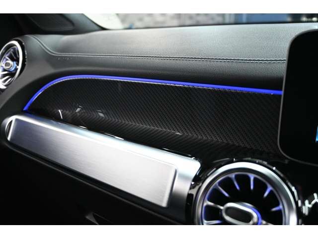 2015 Mercedes-BENZ GLB — миниатюра 39