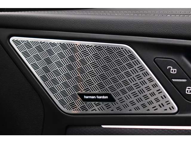 صورة 4 لـ 2023 BMW X1