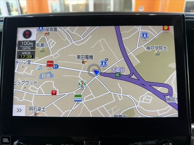 2020 Toyota VELLFIRE photo 3