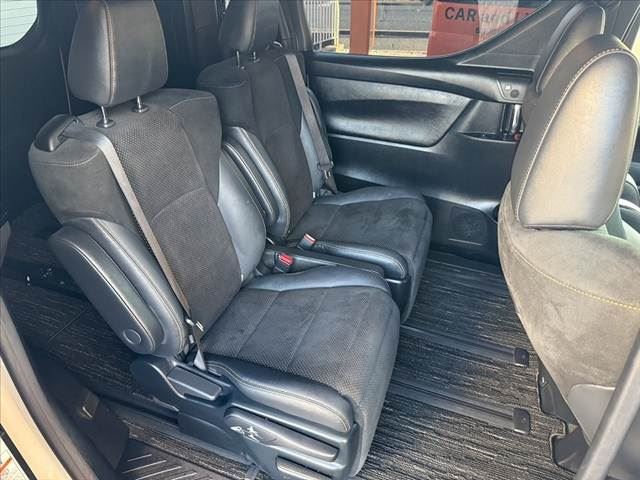 صورة مصغرة 19 لـ 2020 Toyota VELLFIRE
