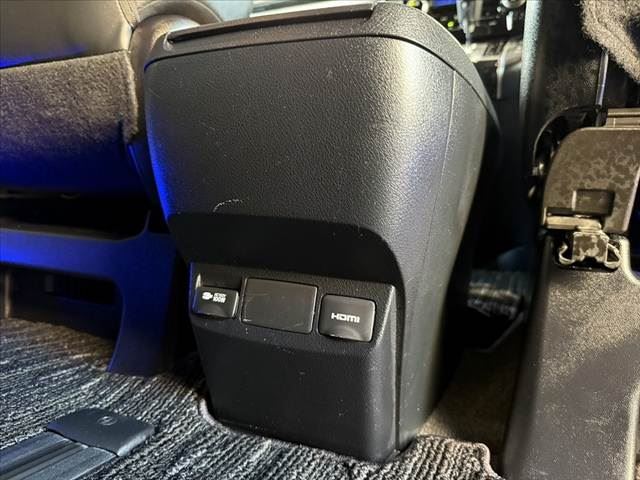 صورة مصغرة 40 لـ 2020 Toyota VELLFIRE