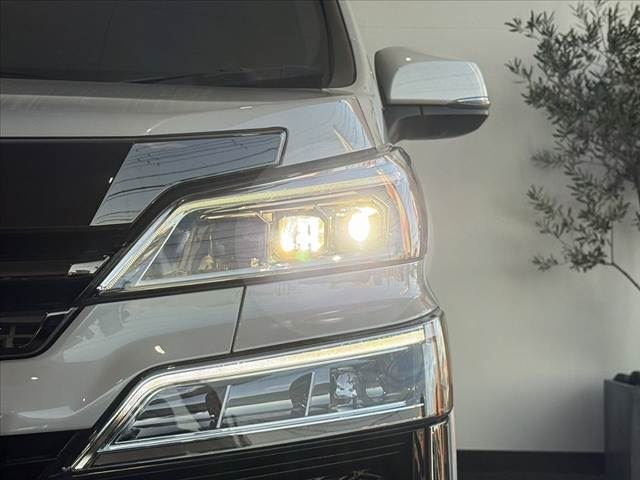 صورة مصغرة 47 لـ 2020 Toyota VELLFIRE