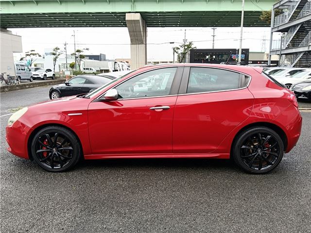 2012 ALFA Romeo GIULIETTA — миниатюра 26