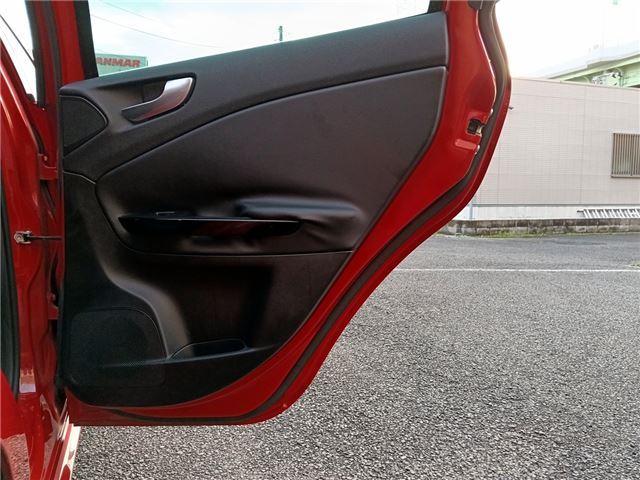 2012 ALFA Romeo GIULIETTA — миниатюра 42