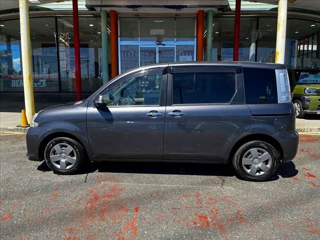 صورة 5 لـ 2011 Toyota SIENTA