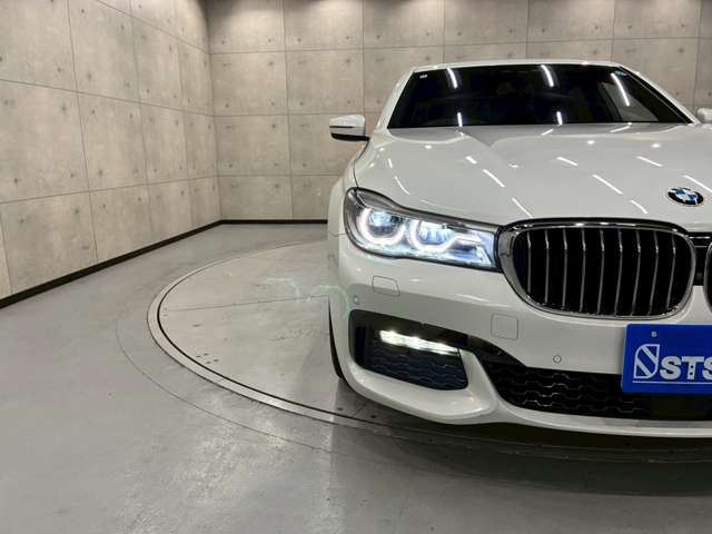 صورة مصغرة 11 لـ 2016 BMW 7 SERIES