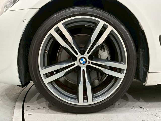 صورة مصغرة 17 لـ 2016 BMW 7 SERIES