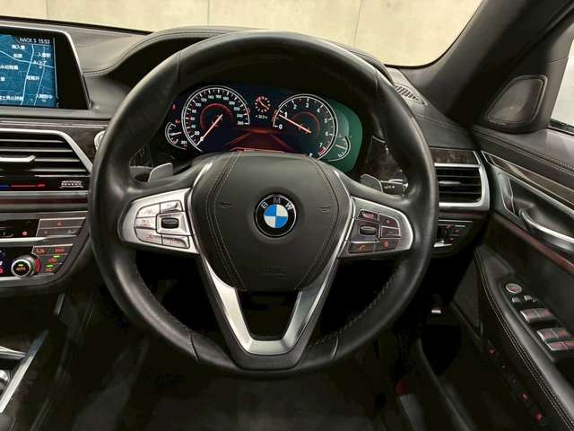 صورة مصغرة 20 لـ 2016 BMW 7 SERIES