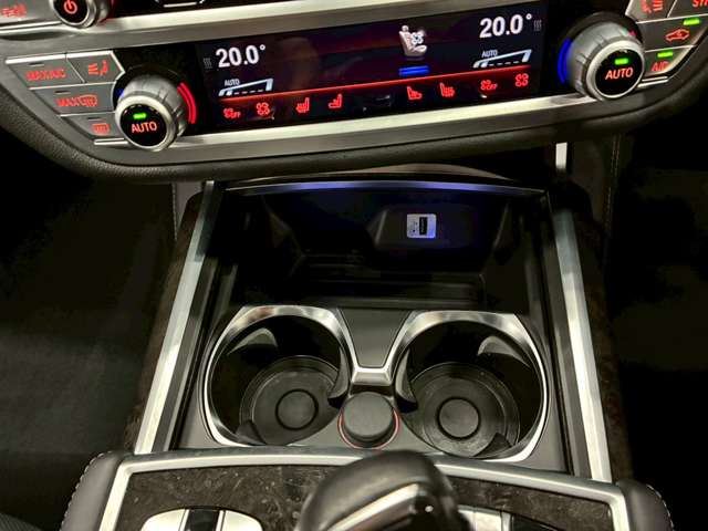 صورة مصغرة 38 لـ 2016 BMW 7 SERIES