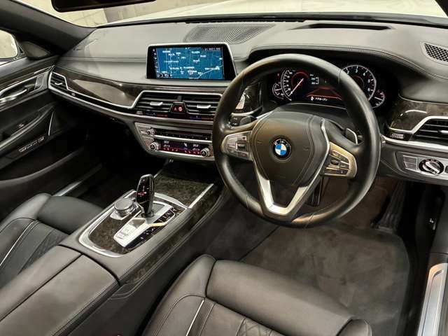 صورة مصغرة 47 لـ 2016 BMW 7 SERIES
