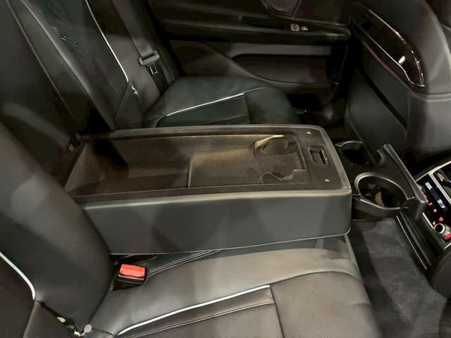 صورة مصغرة 57 لـ 2016 BMW 7 SERIES