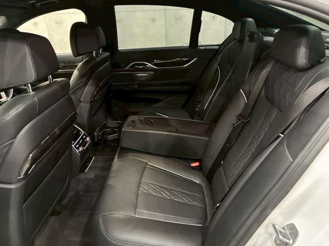 صورة مصغرة 61 لـ 2016 BMW 7 SERIES