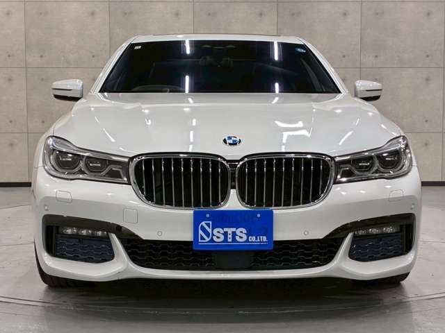 صورة 9 لـ 2016 BMW 7 SERIES