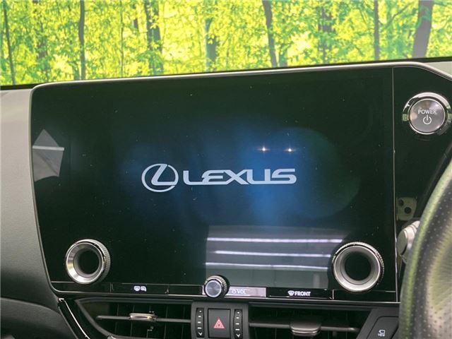 صورة 8 لـ 2023 Lexus NX