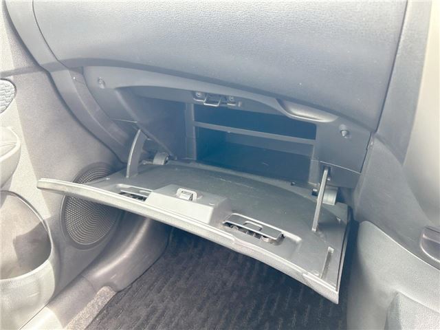 صورة مصغرة 17 لـ 2012 Nissan NOTE