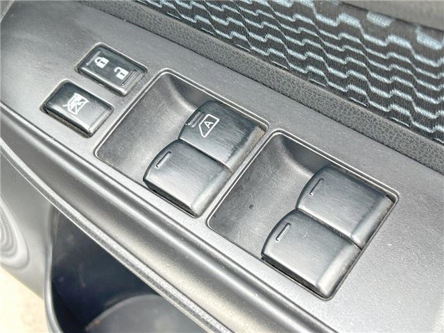 صورة مصغرة 18 لـ 2012 Nissan NOTE