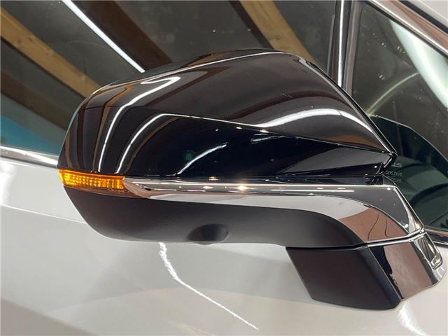 صورة 8 لـ 2019 Lexus RX