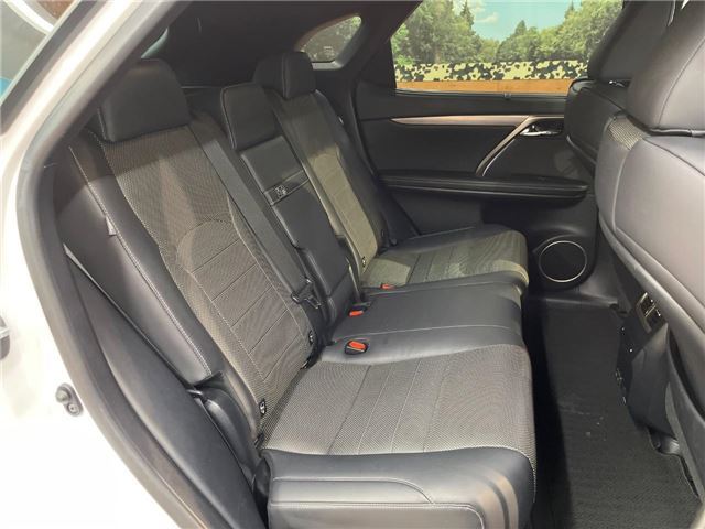 صورة 7 لـ 2019 Lexus RX