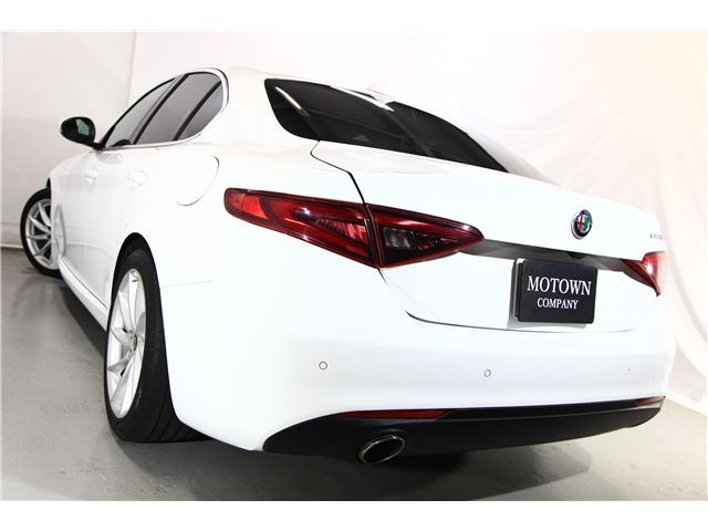 2017 ALFA Romeo JULIA 缩略图 24