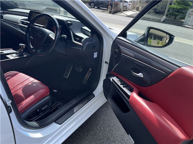 2019 Lexus ES thumbnail 21