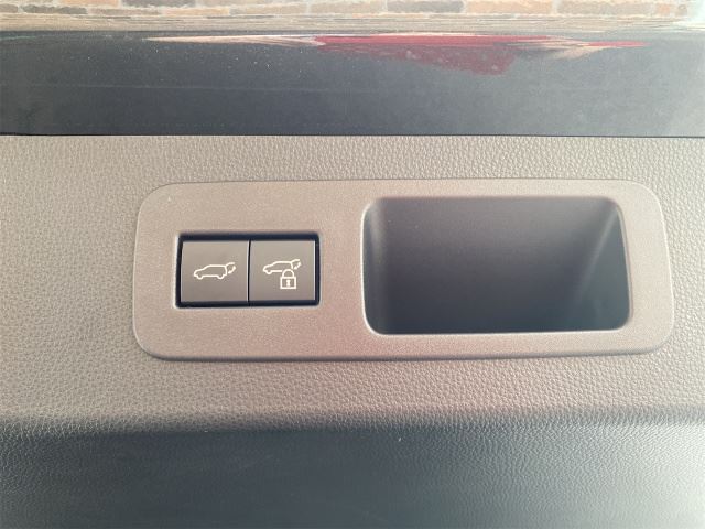 صورة مصغرة 19 لـ 2023 Lexus LX