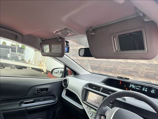 صورة مصغرة 11 لـ 2014 Toyota AQUA