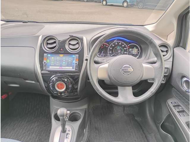 صورة مصغرة 18 لـ 2013 Nissan NOTE