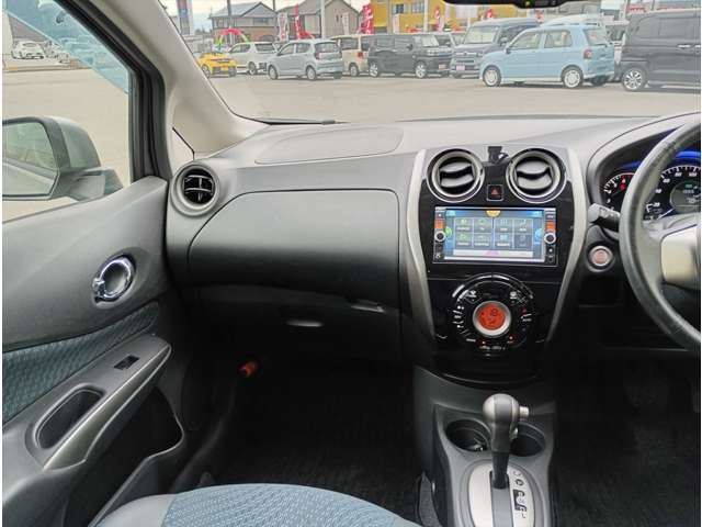 صورة مصغرة 21 لـ 2013 Nissan NOTE