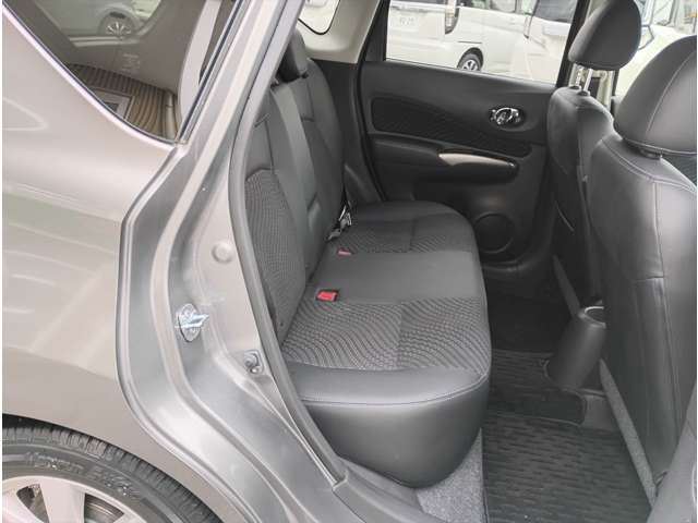 صورة مصغرة 31 لـ 2013 Nissan NOTE
