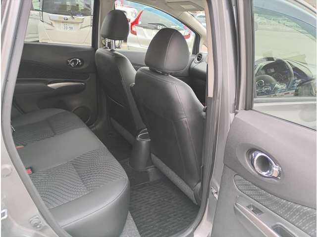 صورة مصغرة 32 لـ 2013 Nissan NOTE