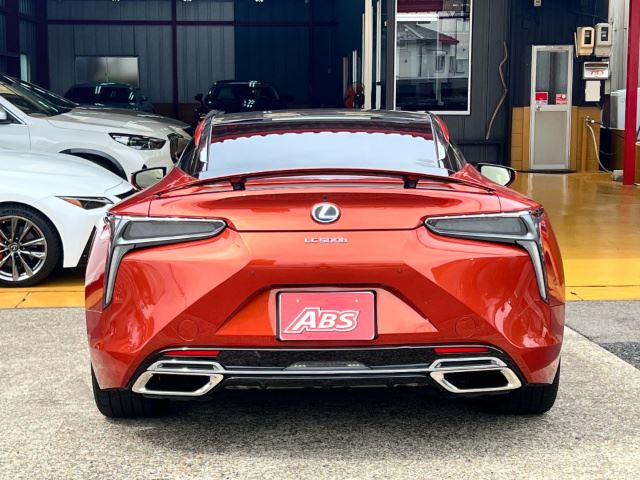 2020 Lexus LC thumbnail 24