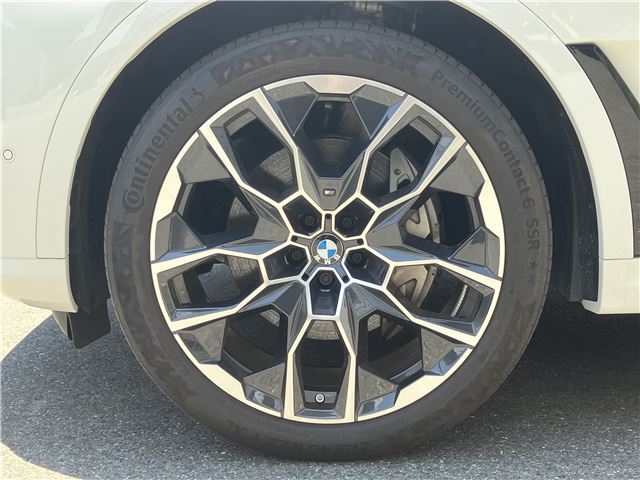 2024 BMW X7 缩略图 13