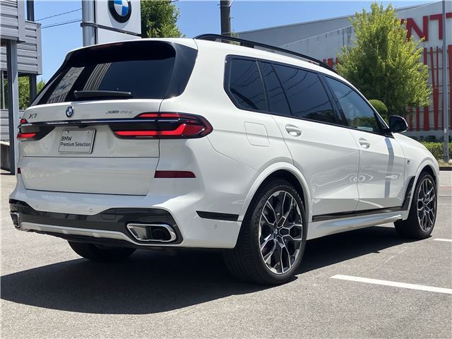 2024 BMW X7 照片 8